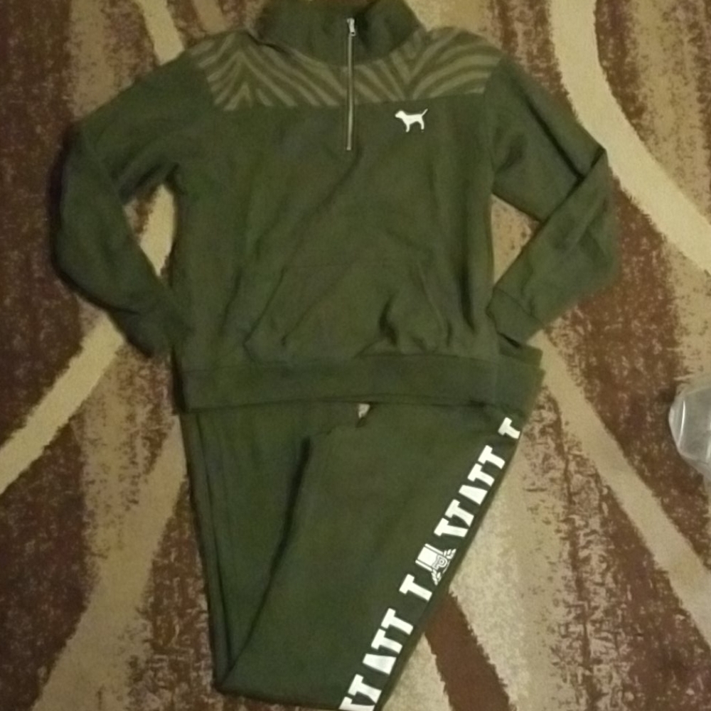 Victoria secret Pink sweatsuit